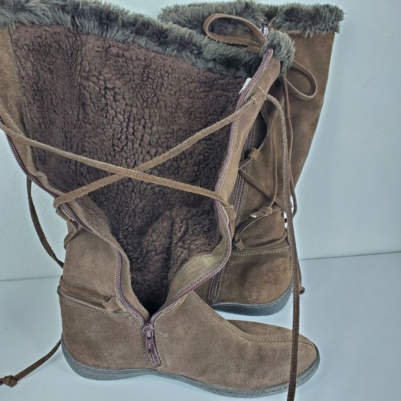 Banana Republic Suede Sherpa Lace Zipper Boots - Picture 6 of 8